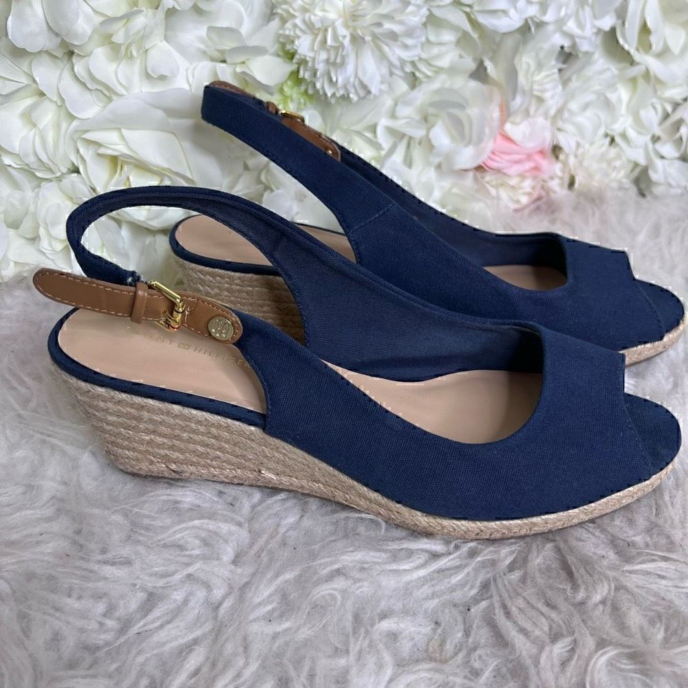 Tommy Hilfiger casual classy espadrilles wedge shoes sz 9